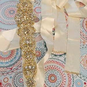 Bridal! Cream Color Satin Ribbon & Rhinestone Sash/belt with Silver & Gold